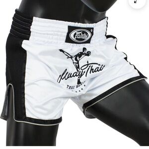NWOT Fairtex White and black Muay Thai boxing Shorts XXl